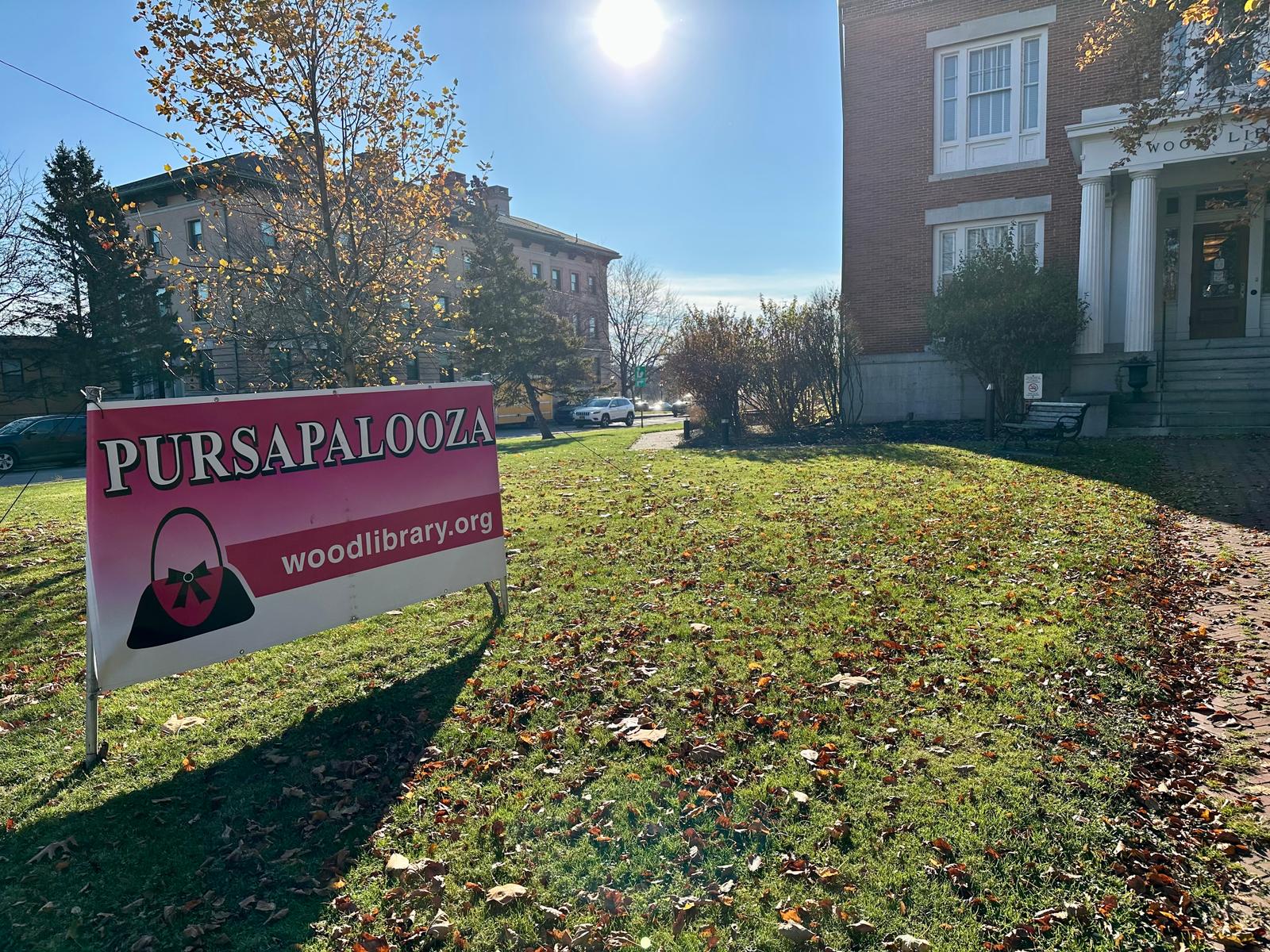 Week of 11/21/25: Downtown Sip & Stroll, Parade Watch Party, Pursapalooza, and More!