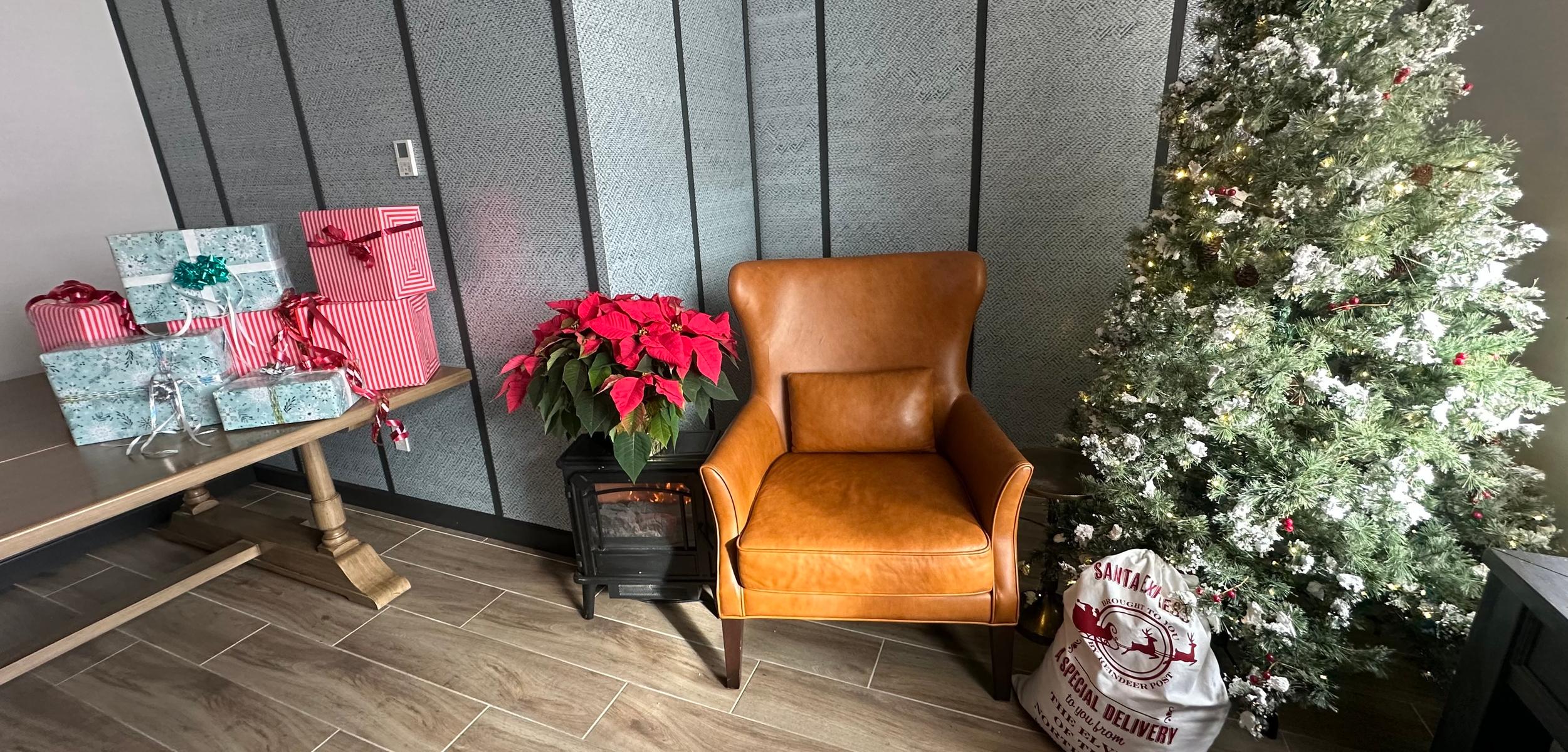 Week of 12/3/25: Hallmark Holiday Downtown, Breakfast with Santa, Festival of Trees, & More!