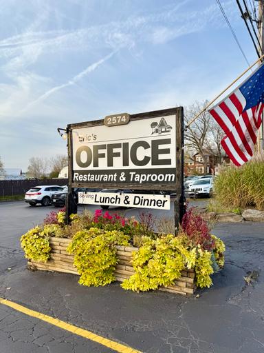 Eric's Office Restaurant