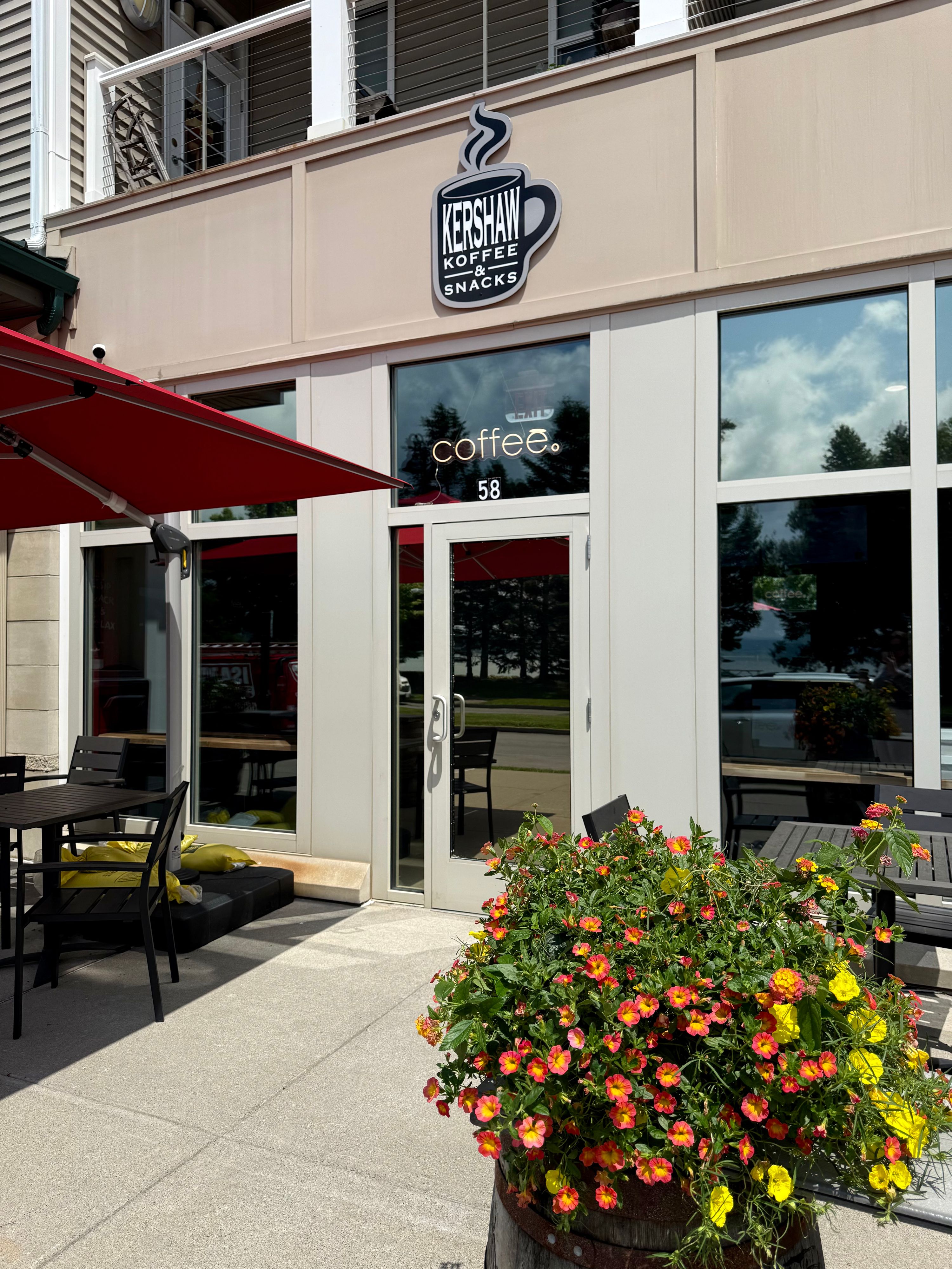 Kershaw Koffee & Snacks