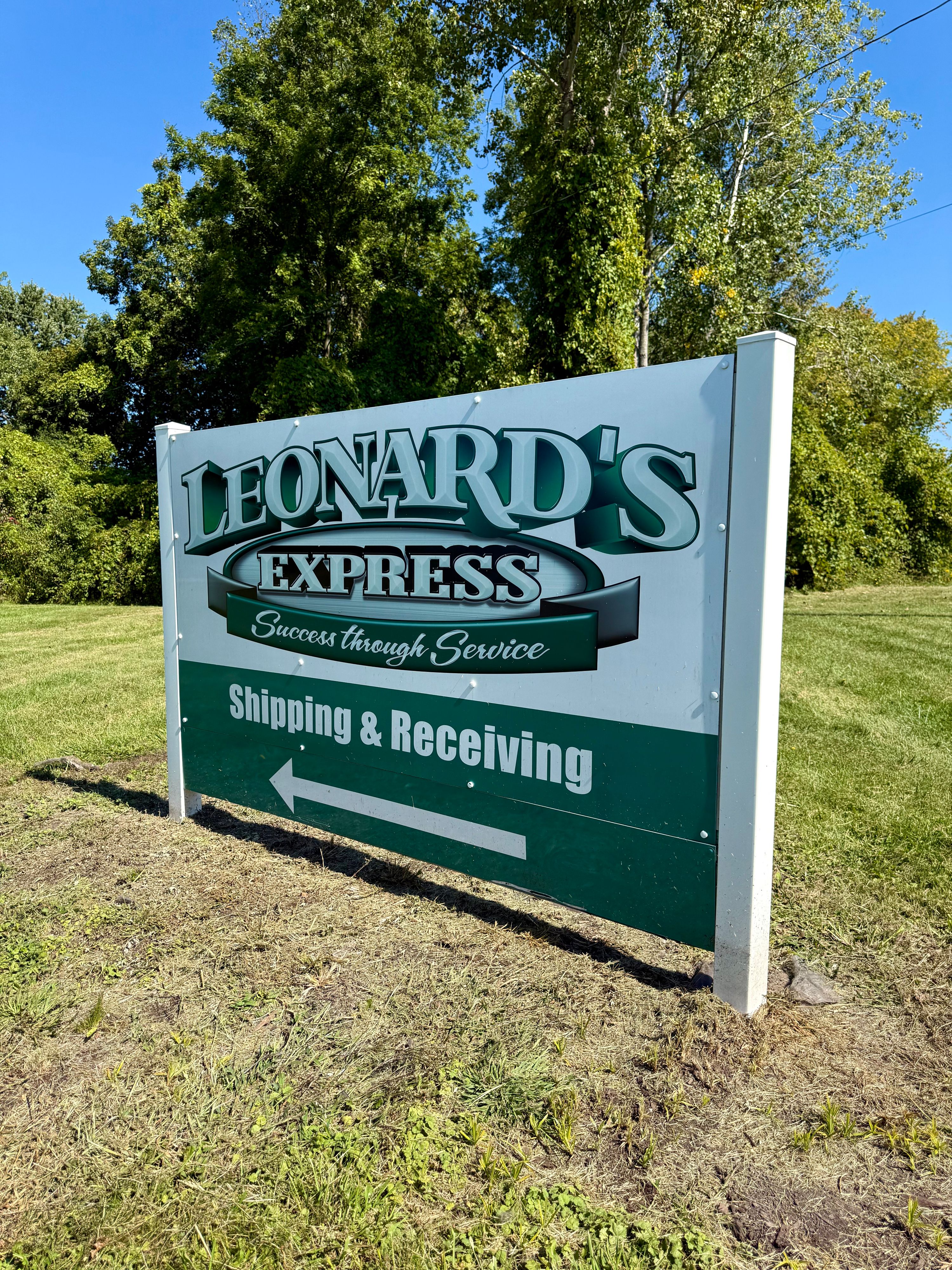 Leonard's Express in Shortsville