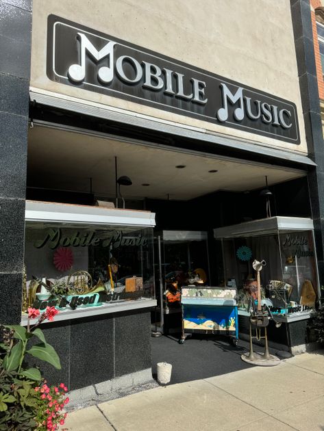 Mobile Music on Canandaigua.com