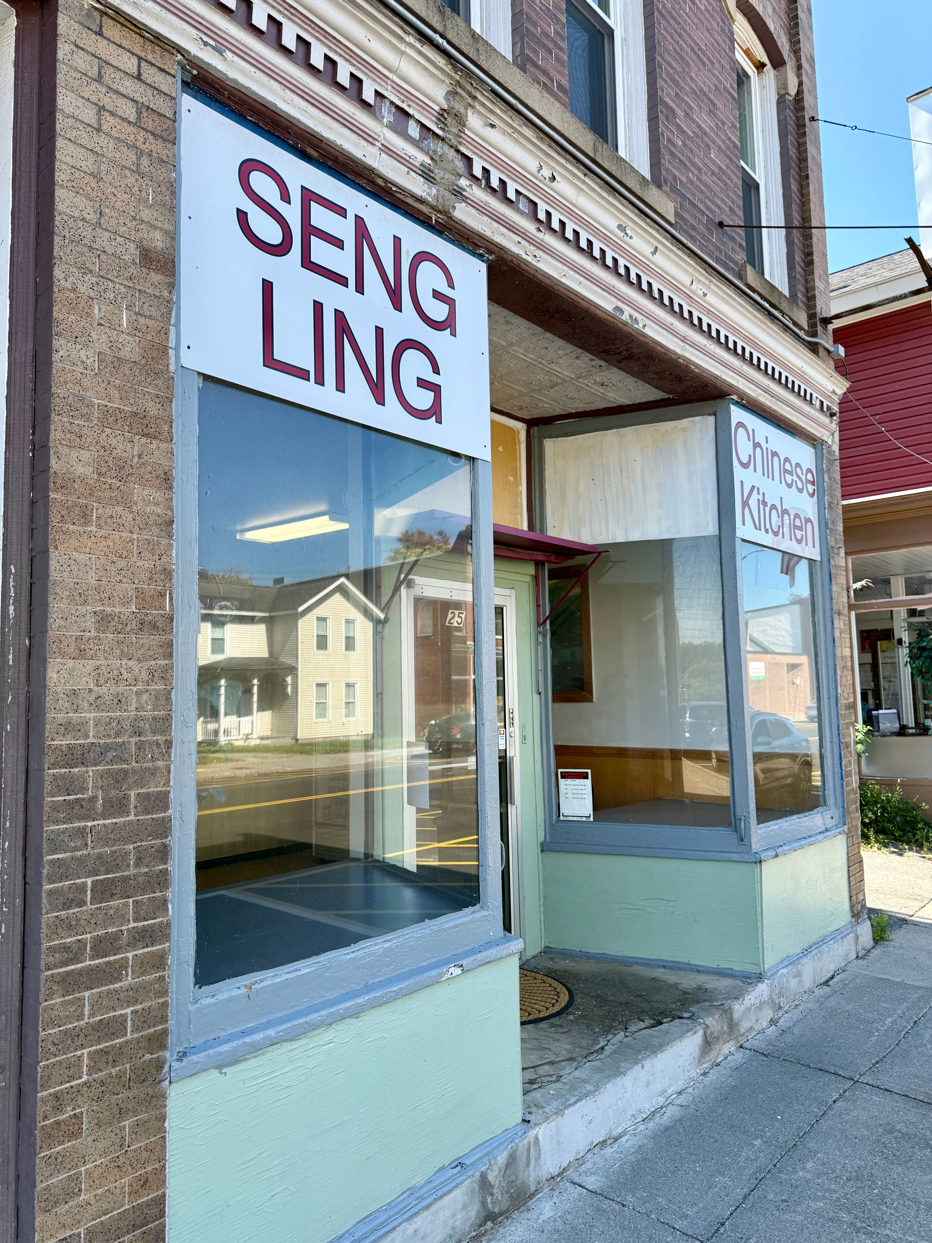 Seng Ling Chinese Kitchen in Shortsville