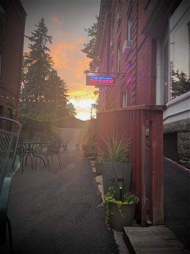 The Social Restaurant & Taproom