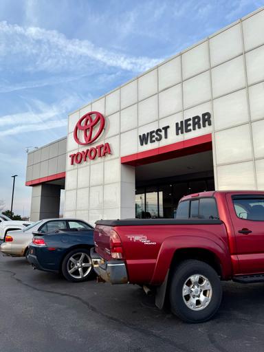West Herr Toyota of Canandaigua